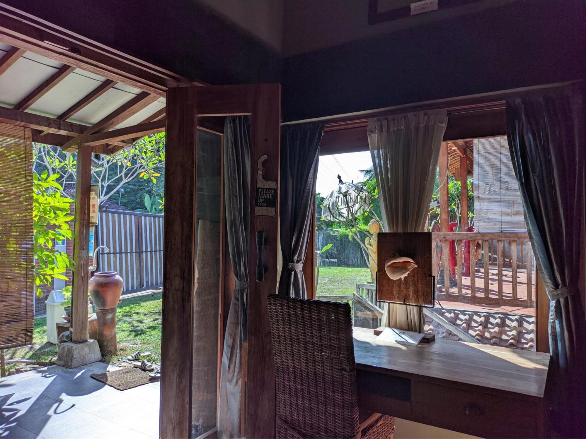 Astuti Gallery Homestay Yogyakarta Exterior foto