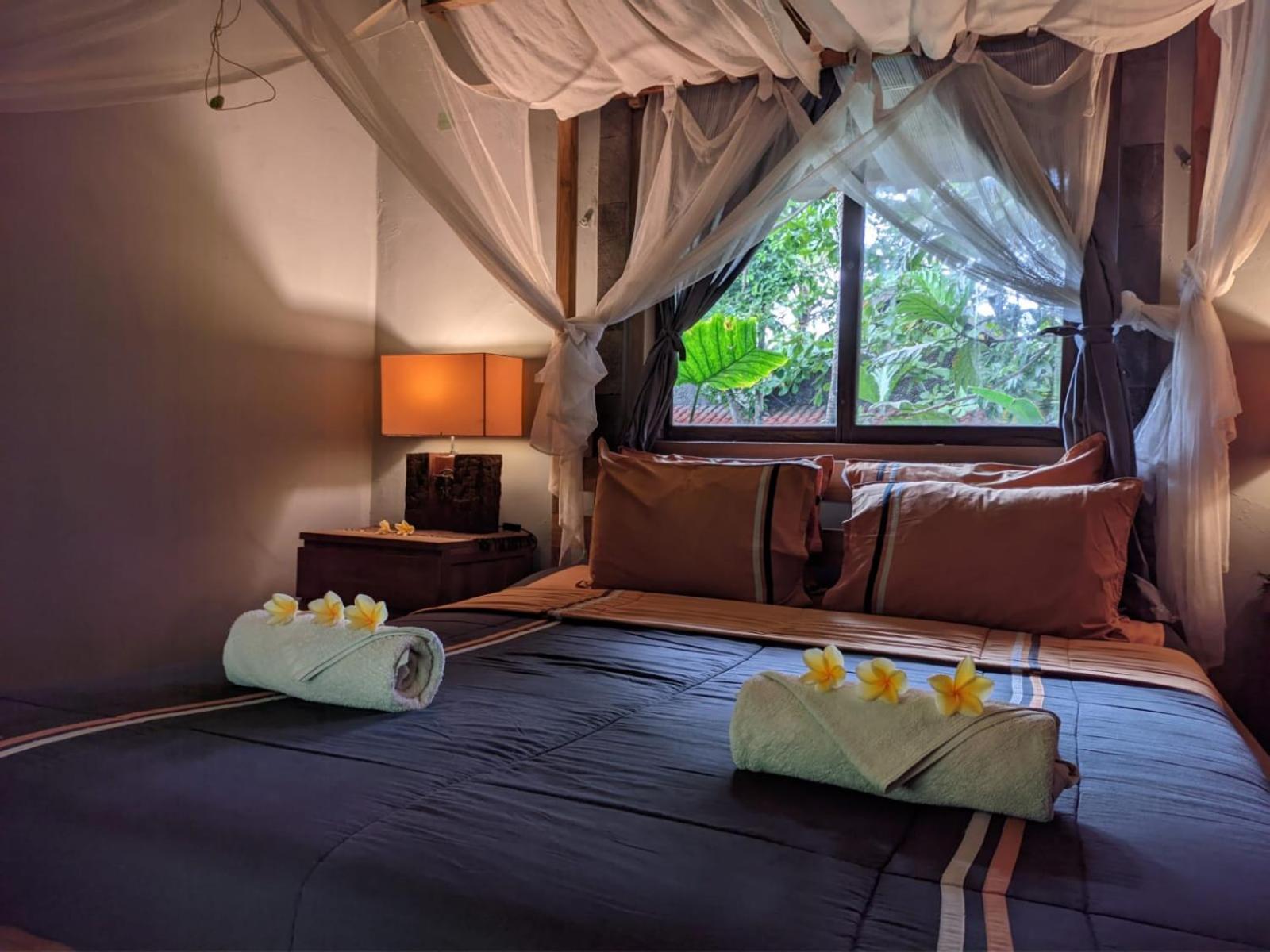 Astuti Gallery Homestay Yogyakarta Exterior foto