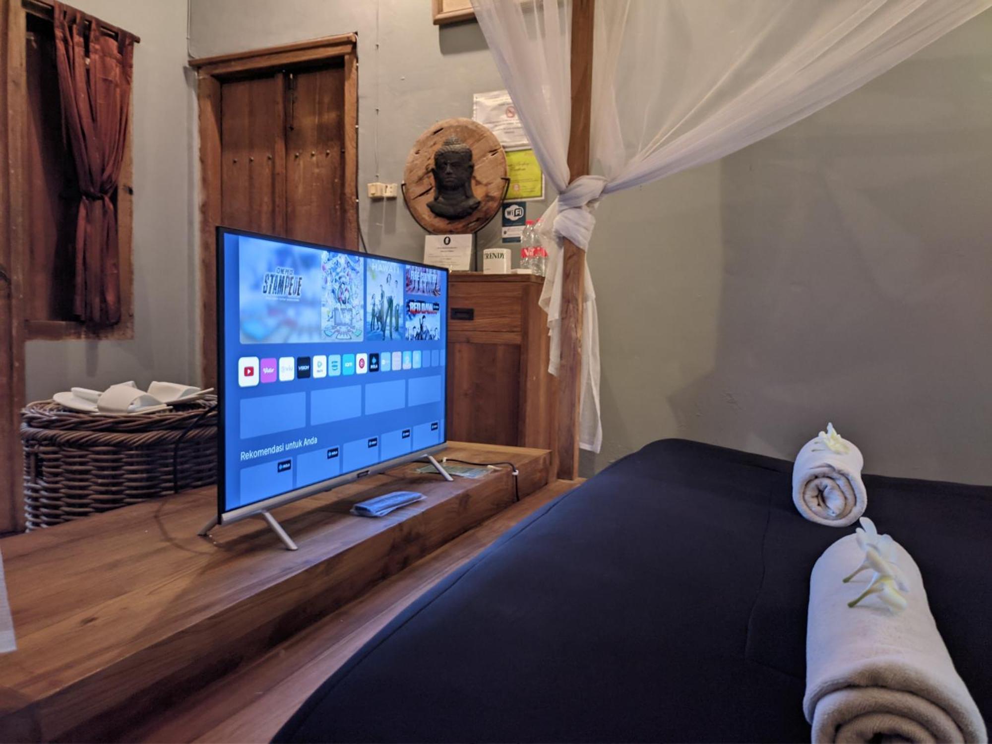 Astuti Gallery Homestay Yogyakarta Exterior foto